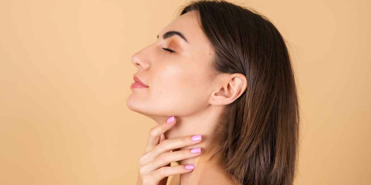 تا چند وقت بعد از ساکشن غبغب باید گن بست