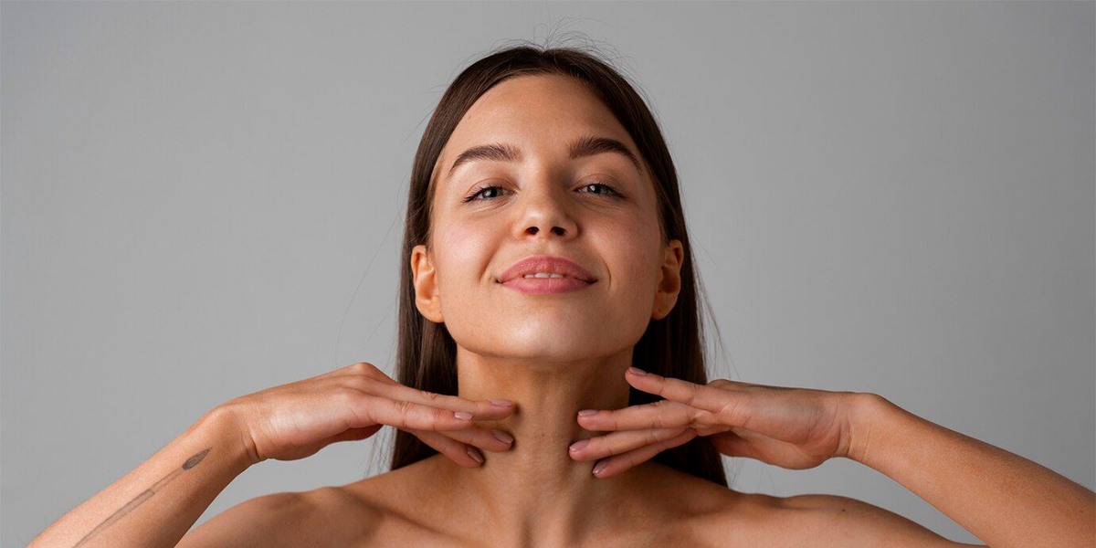 کج شدن لب بعد از ساکشن غبغب